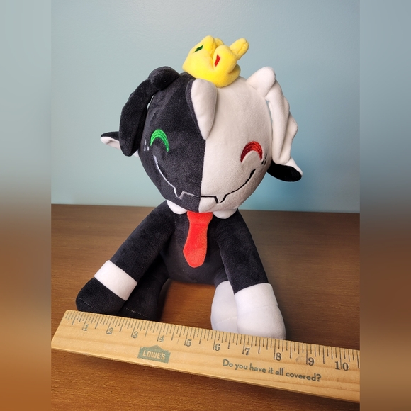 Ranboo Sit Plush Youtooz Limited Edition 12” Black and White with Yellow Crown - Picture 7 of 8